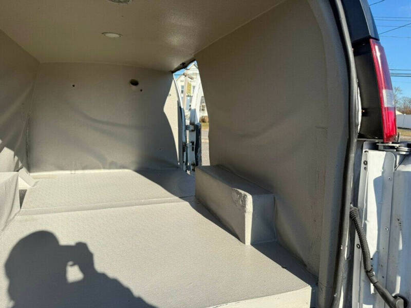 2017 GMC Savana 3500