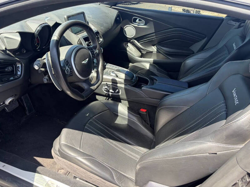 2019 Aston Martin Vantage