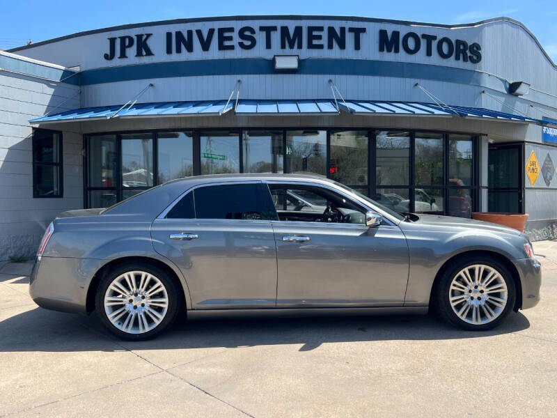 2011 Chrysler 300 Limited's photo