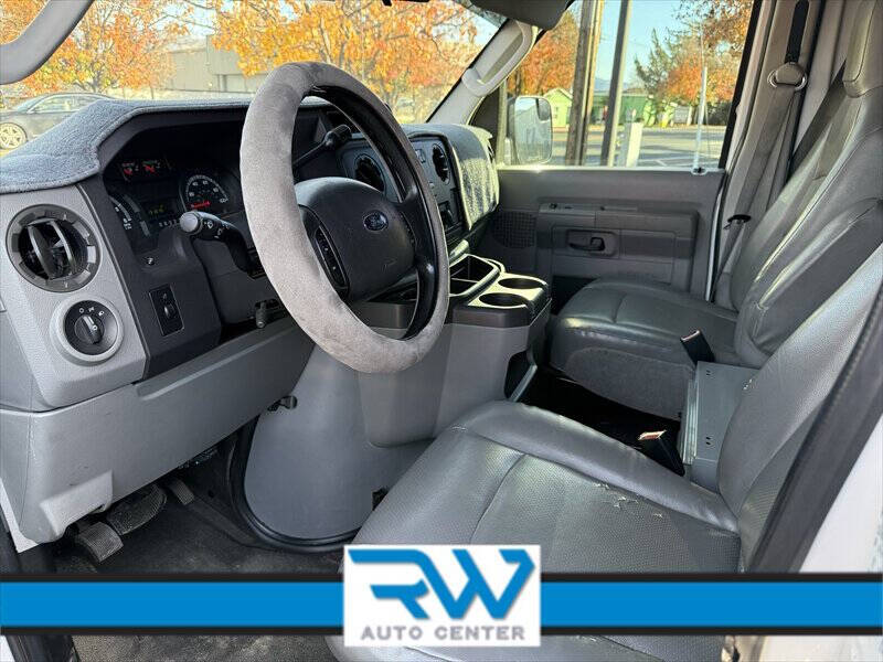 2010 Ford E-Series E-250