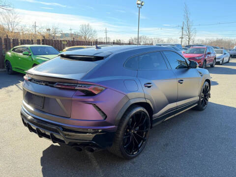 2020 Lamborghini Urus