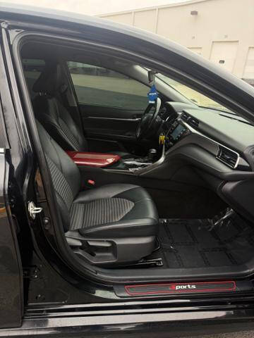 2020 Toyota Camry SE