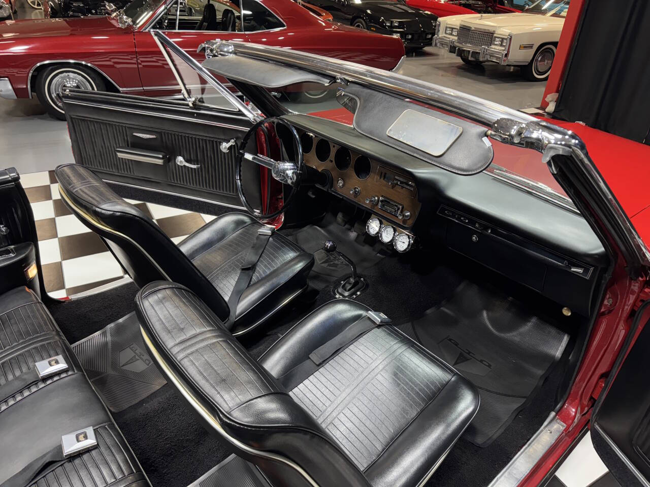 1966 Pontiac GTO 71