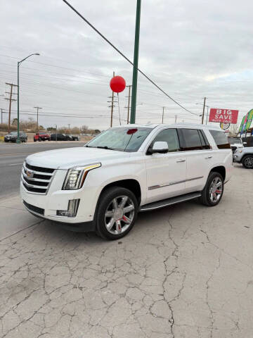 2016 Cadillac Escalade Luxury Collection