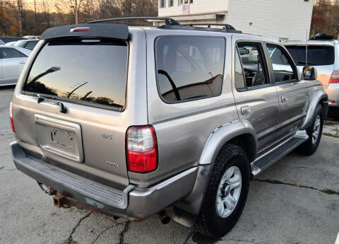 2002 Toyota 4Runner SR5