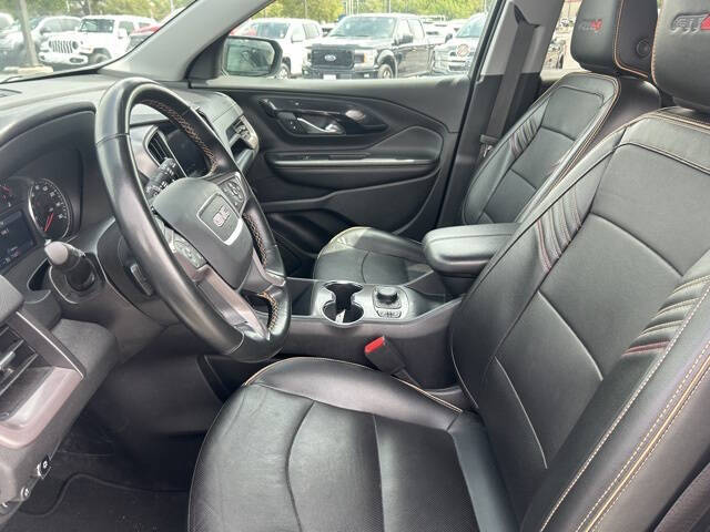 2023 GMC Terrain AT4