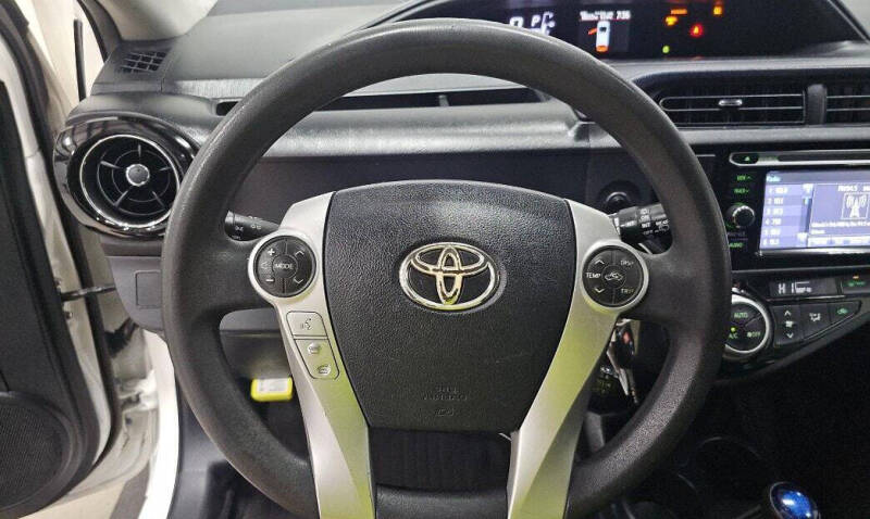 2016 Toyota Prius c Two