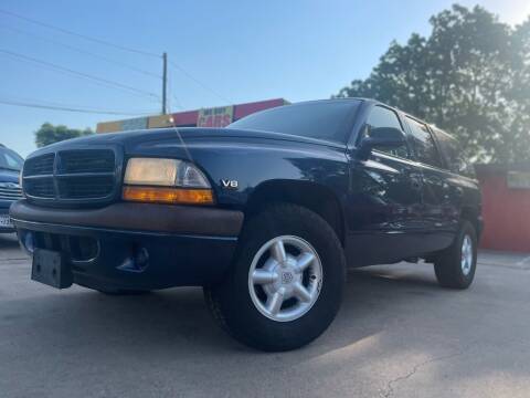 2000 Dodge Durango for sale at Cash Car Outlet in Mckinney TX
