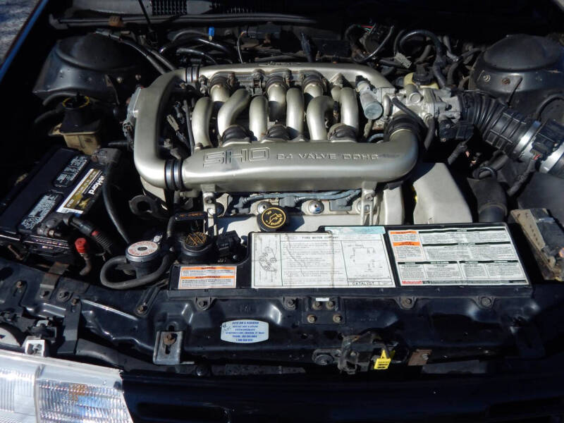 1990 Ford Taurus SHO