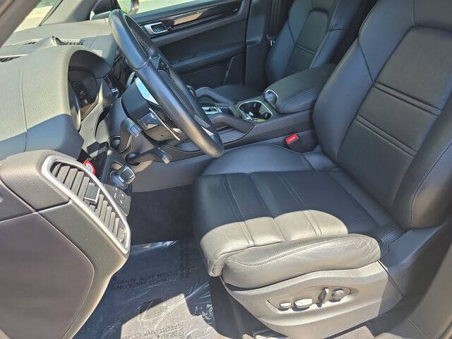 2023 Porsche Cayenne