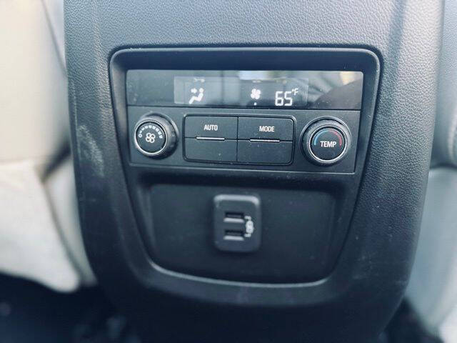 2023 Buick Enclave Essence