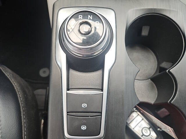 2023 Ford Escape Platinum