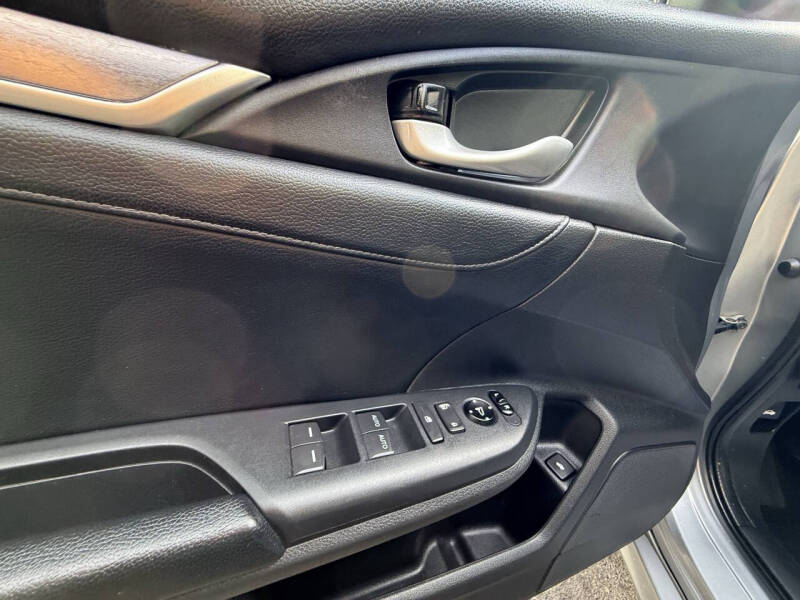 2018 Honda Civic EX-L