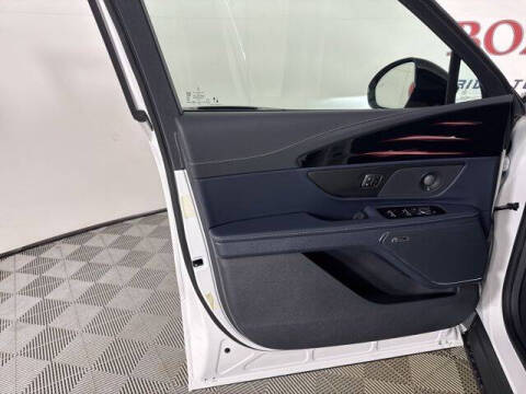 2025 Lincoln Nautilus Hybrid Reserve