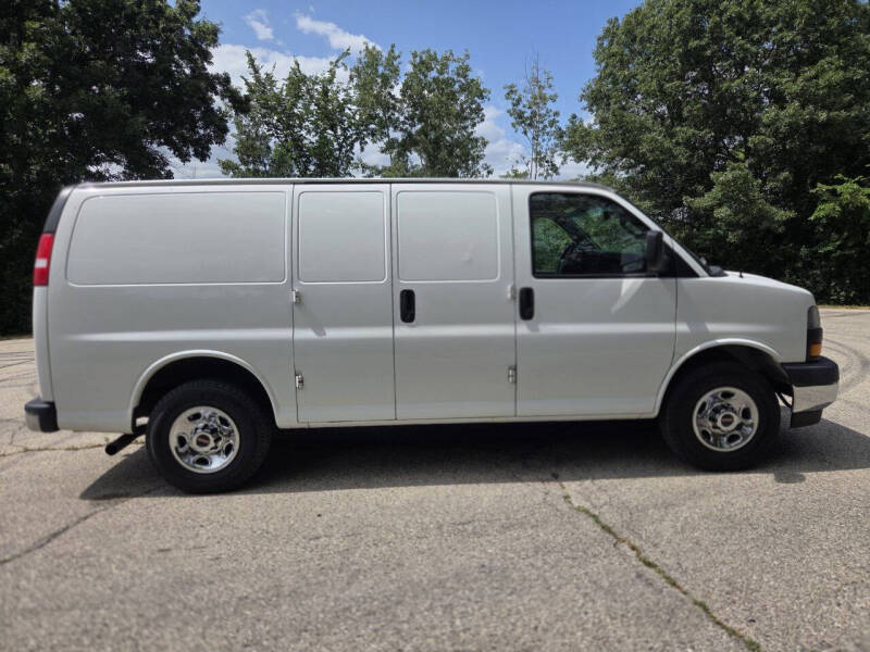 2019 GMC Savana 2500