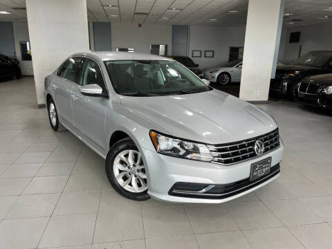 2016 Volkswagen Passat for sale at Auto Mall of Springfield in Springfield IL