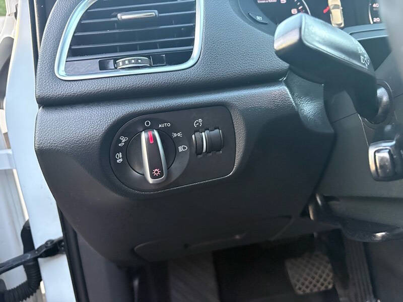 2018 Audi Q3 2.0T quattro Premium Plus