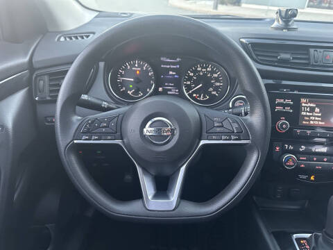 2018 Nissan Rogue Sport SV