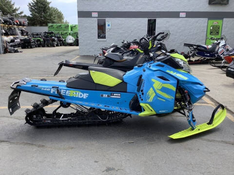2017 Ski-Doo Freeride® 146 Manual Star