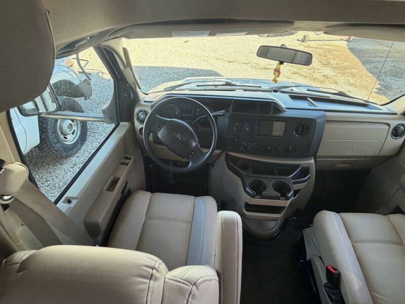 2019 Ford E-Series E-450 SD