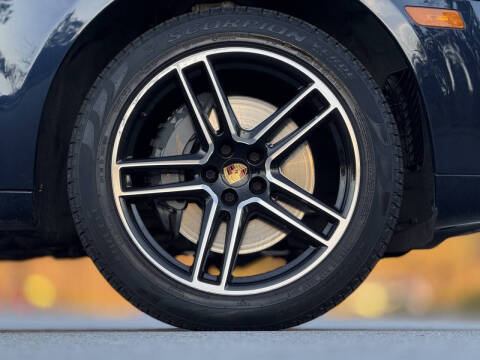 2019 Porsche Macan S