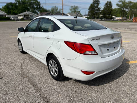 2017 Hyundai Accent SE
