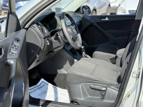 2012 Volkswagen Tiguan S