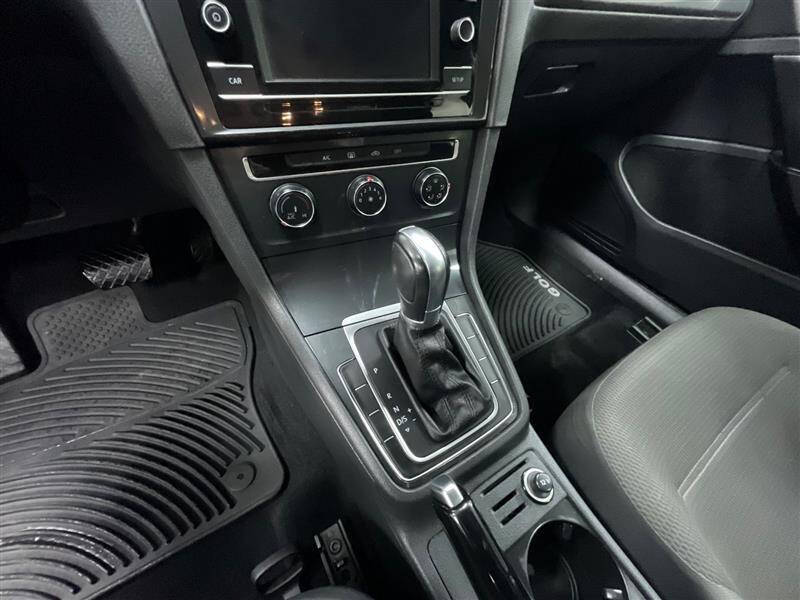 2018 Volkswagen Golf