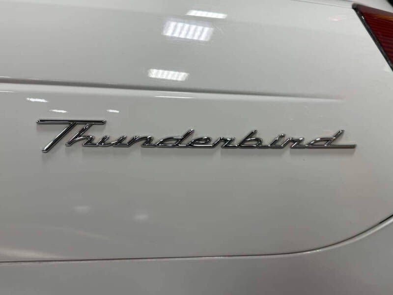 2003 Ford Thunderbird