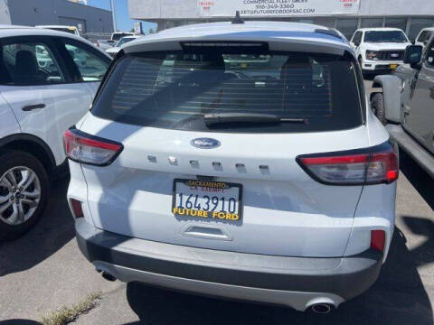 2022 Ford Escape S