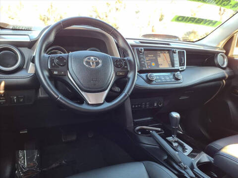 2016 Toyota RAV4 Hybrid Limited