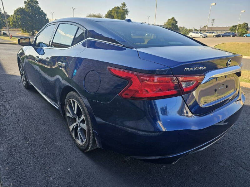 2017 Nissan Maxima