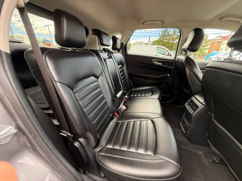 2021 Ford Edge SEL