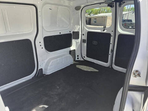 2017 Nissan NV200