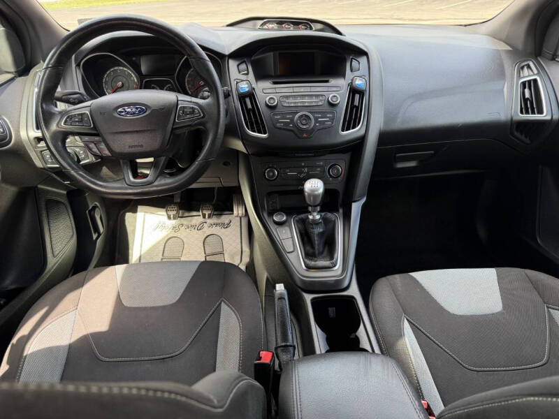 2017 Ford Focus ST