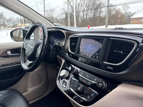 2019 Chrysler Pacifica Touring L