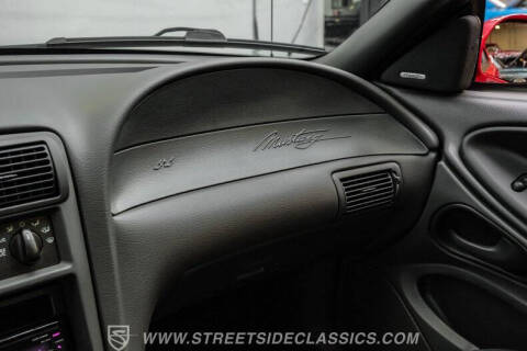 2004 Ford Mustang SVT Cobra