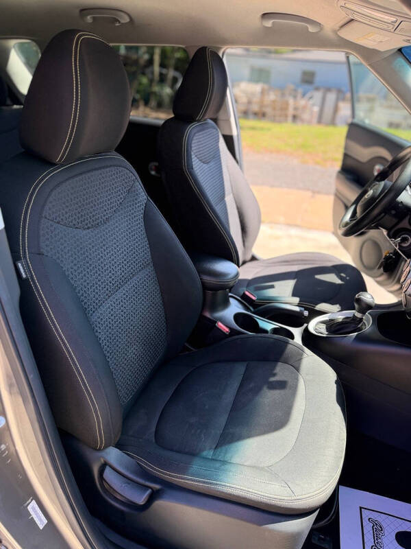 2014 Kia Soul +