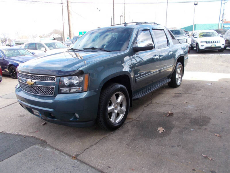 2012 Chevrolet Avalanche LT