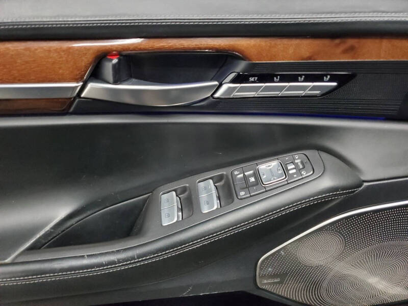 2017 Genesis G90 3.3T Premium