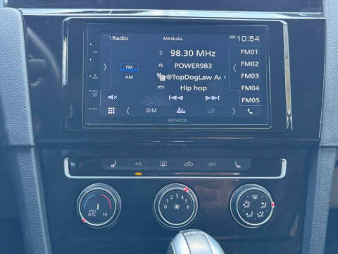 2017 Volkswagen Golf GTI S