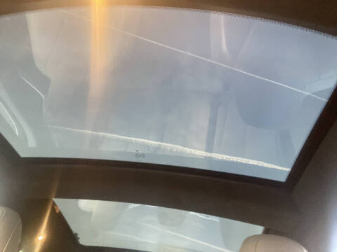 2015 Tesla Model S 70D