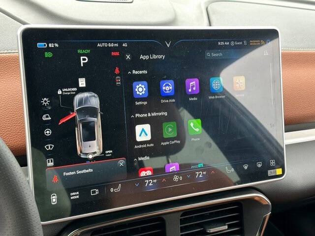 2025 VinFast VF8 Plus