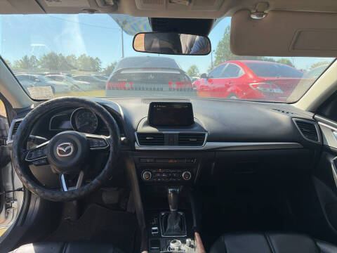 2017 Mazda MAZDA3 Touring