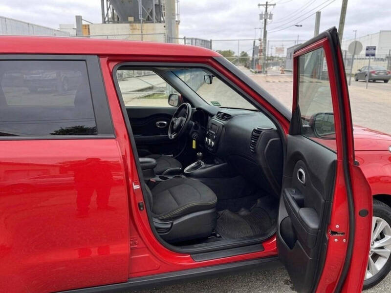 2014 Kia Soul +