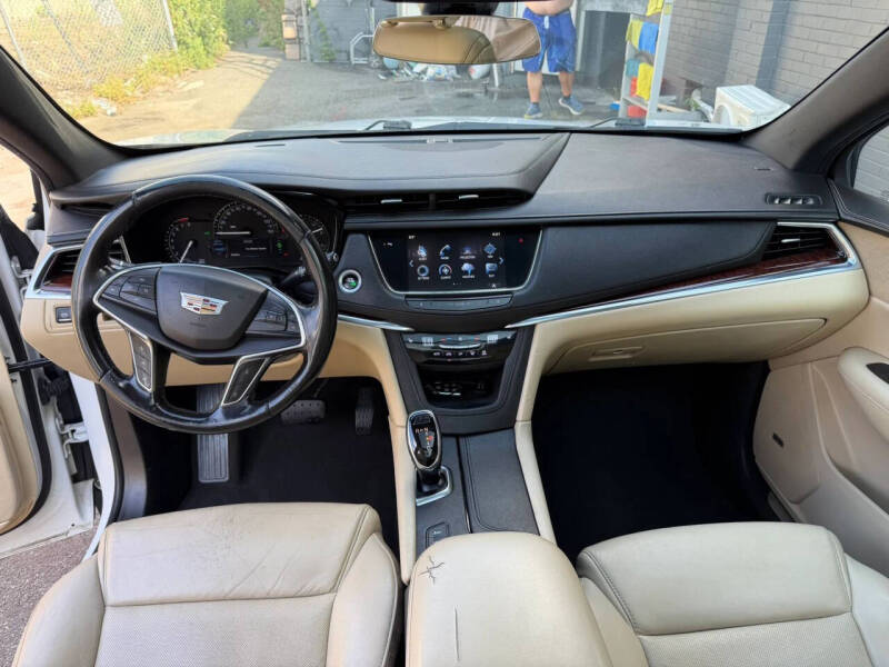 2018 Cadillac XT5 Luxury