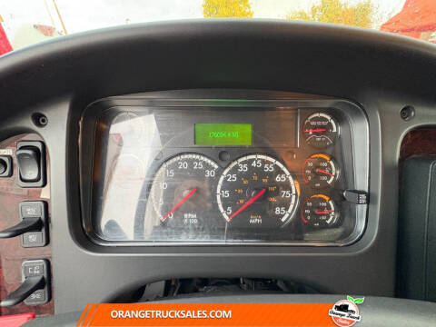 2020 Freightliner M2 106