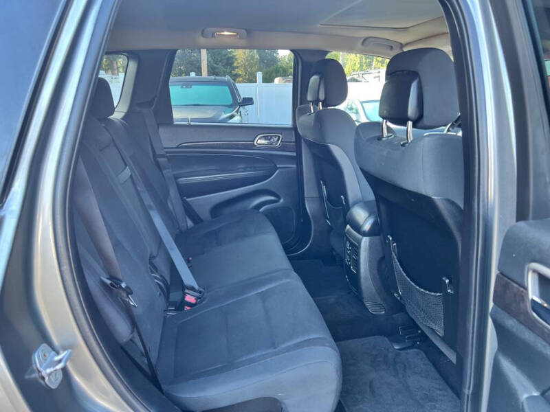 2012 Jeep Grand Cherokee Laredo