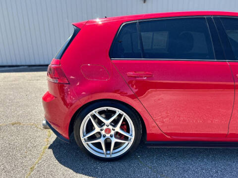 2017 Volkswagen Golf GTI SE