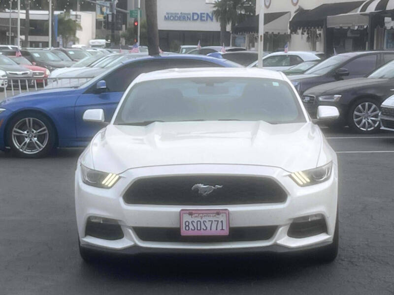 2017 Ford Mustang V6